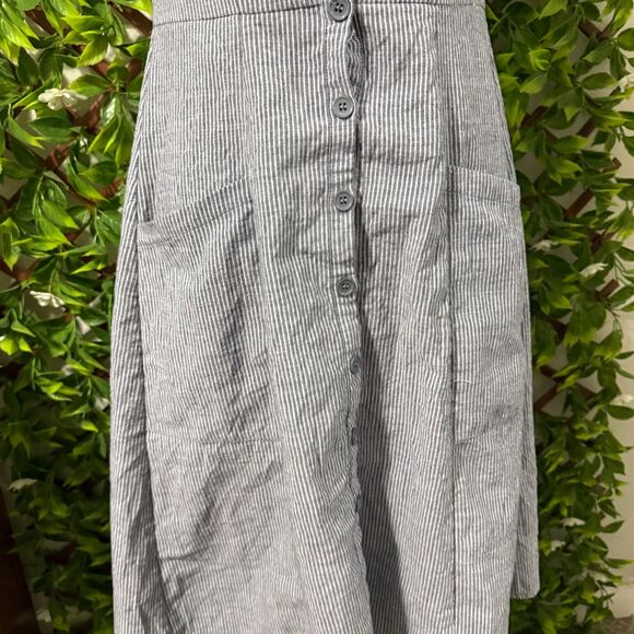 Cottagecore Dream: Off-The-Shoulder Pinstripe Blue Dress With Pockets - Picture 4 of 7